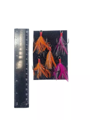 Тройной крючок с опушкой (стример) №3